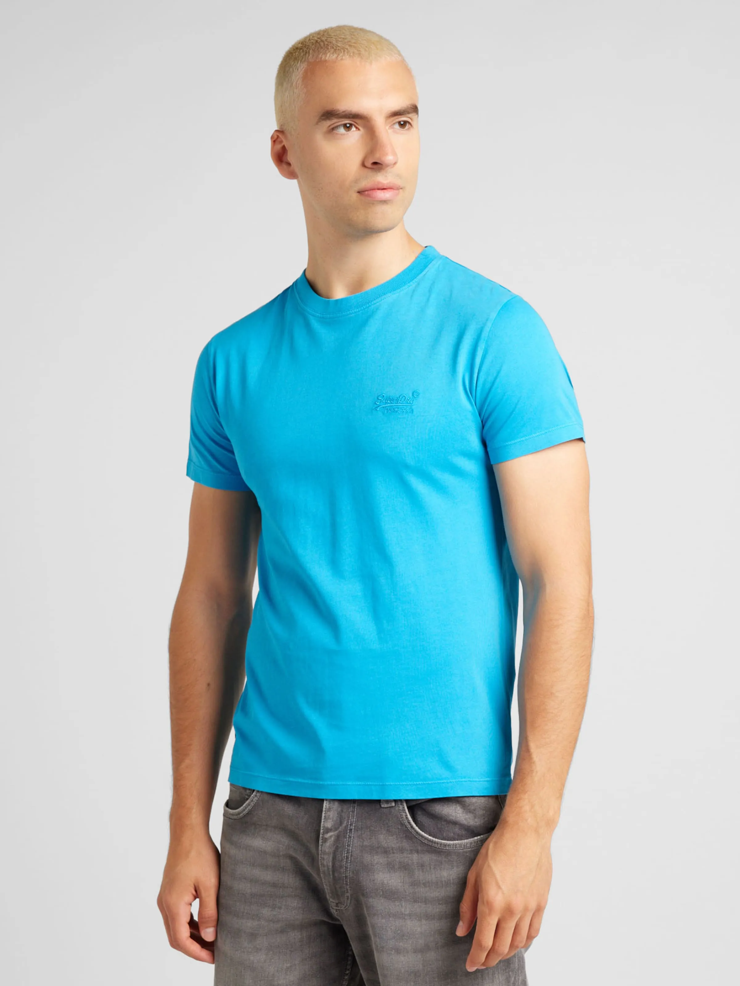 Camiseta 'ESSENTIAL' Superdry en Azul Neon