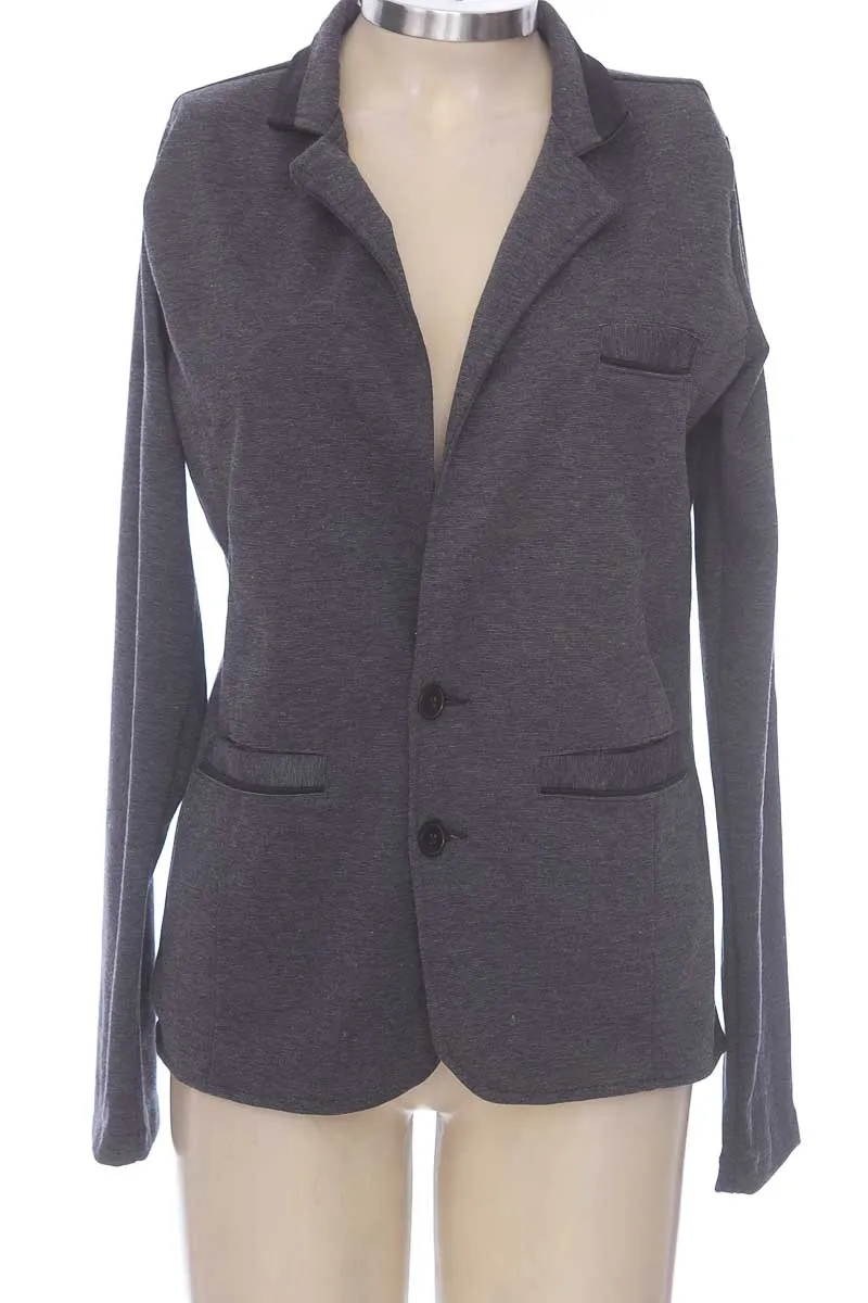 Chaqueta / Abrigo color Gris - Cata Fashion