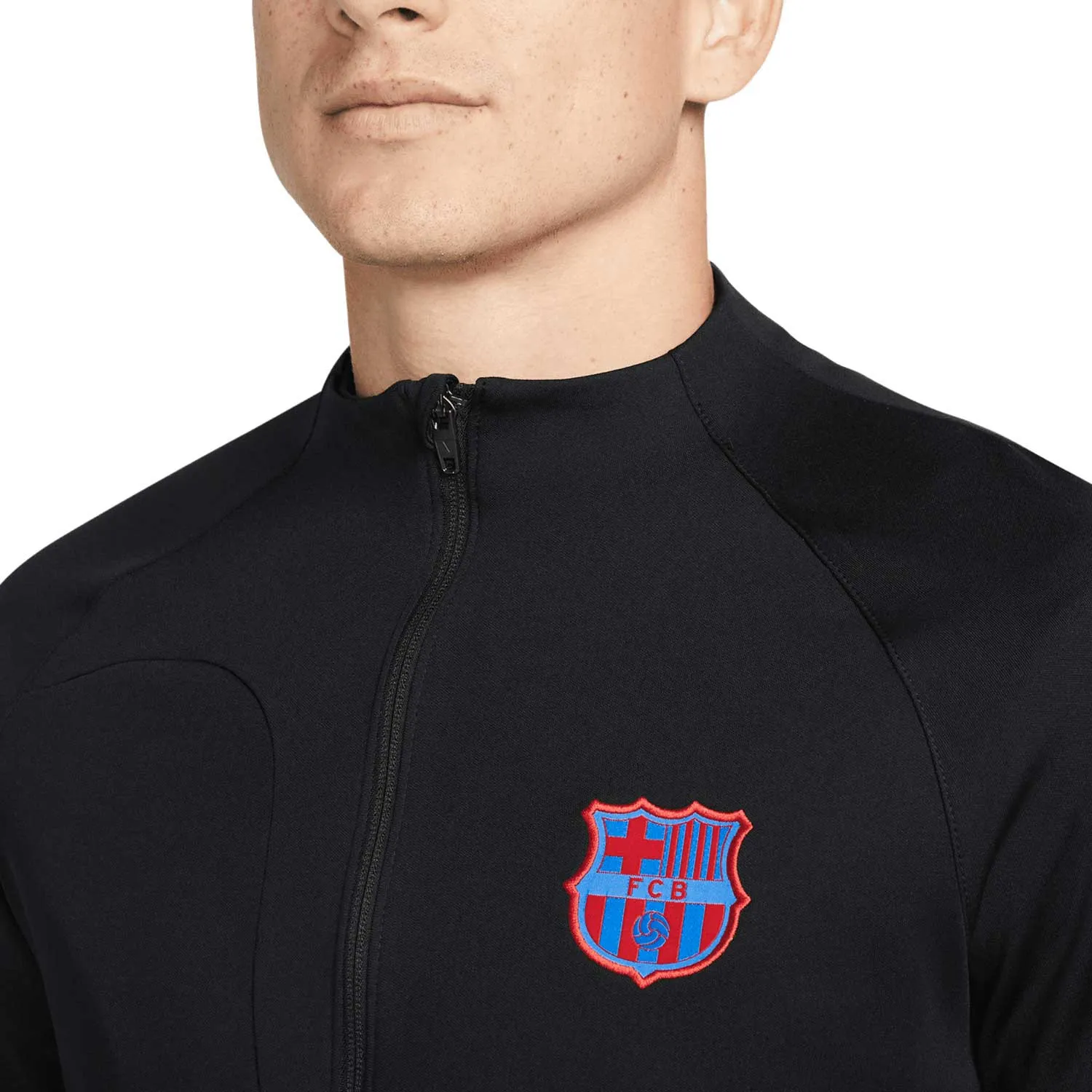 Chaqueta Nike Barcelona Academy Pro himno UCL