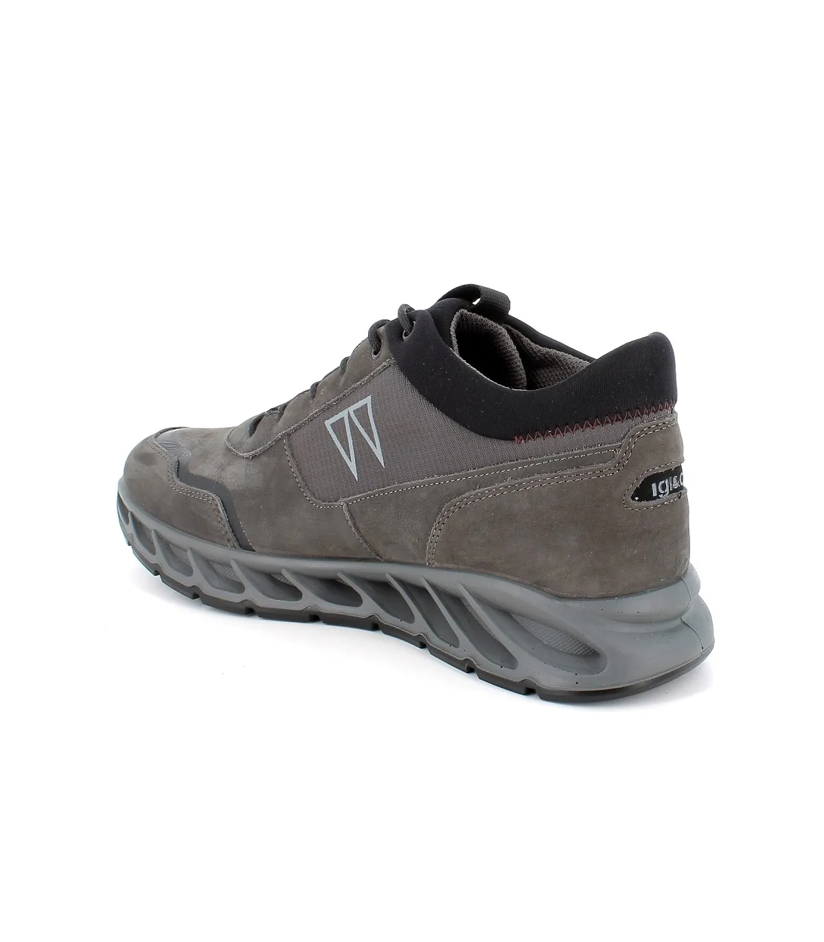 Deportivo de Gore-Tex en color gris