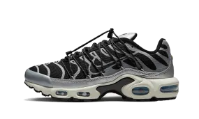 Nike Air Max Plus Lace Toggle Black Grey